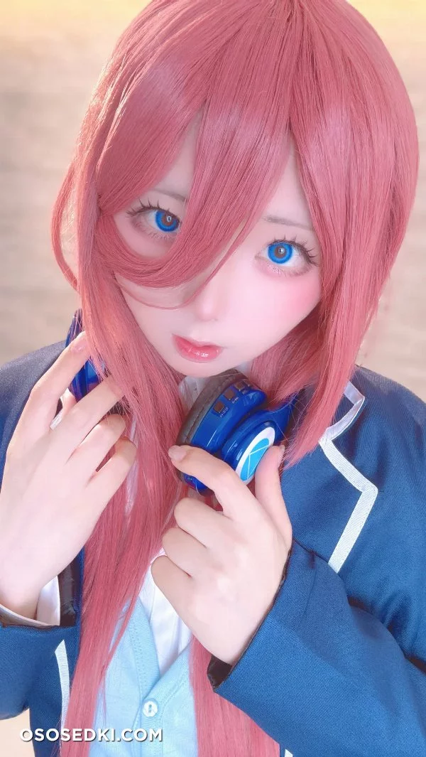 Chuchu Nagomitei - Miku Nakano - Gotoubun No Hanayome  The Quintessential Quintuplets - 5