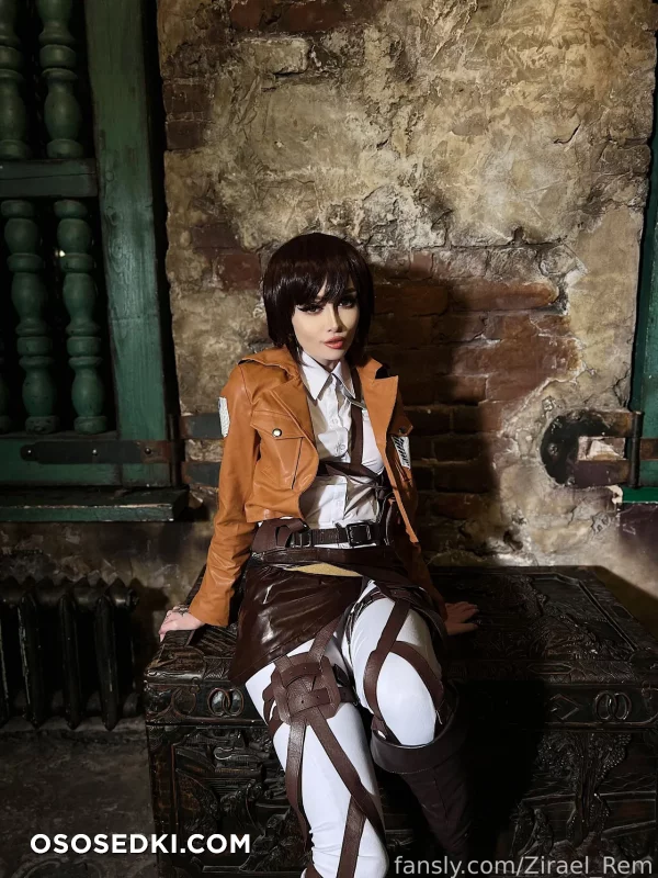 Zirael Rem - Sasha Blouse - Shingeki No Kyojin  Attack On Titan - 3