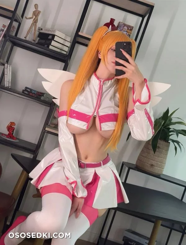 Alina Becker - Ririsa Amano - 2.5-jigen No Yuuwaku  2.5 Dimensional Seduction - 5