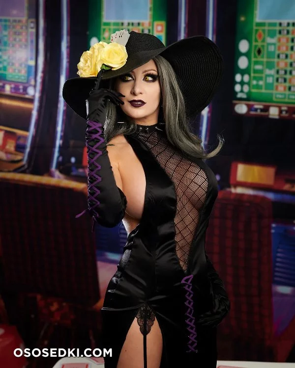 Kate Sarkissian - Sae Niijima - Persona 5 - 1