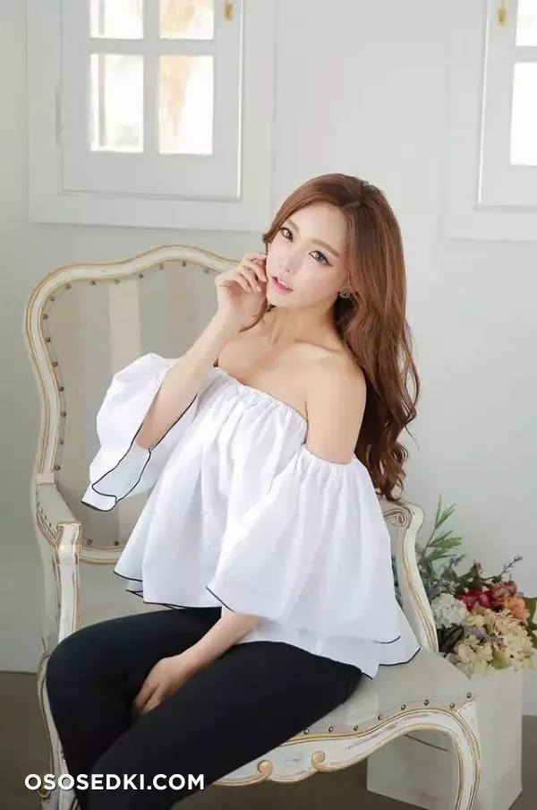 Yoon Ae Ji - 2
