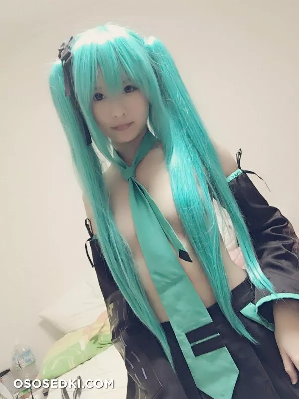 [Misa呆 呆] Miku ero cosplay - 5