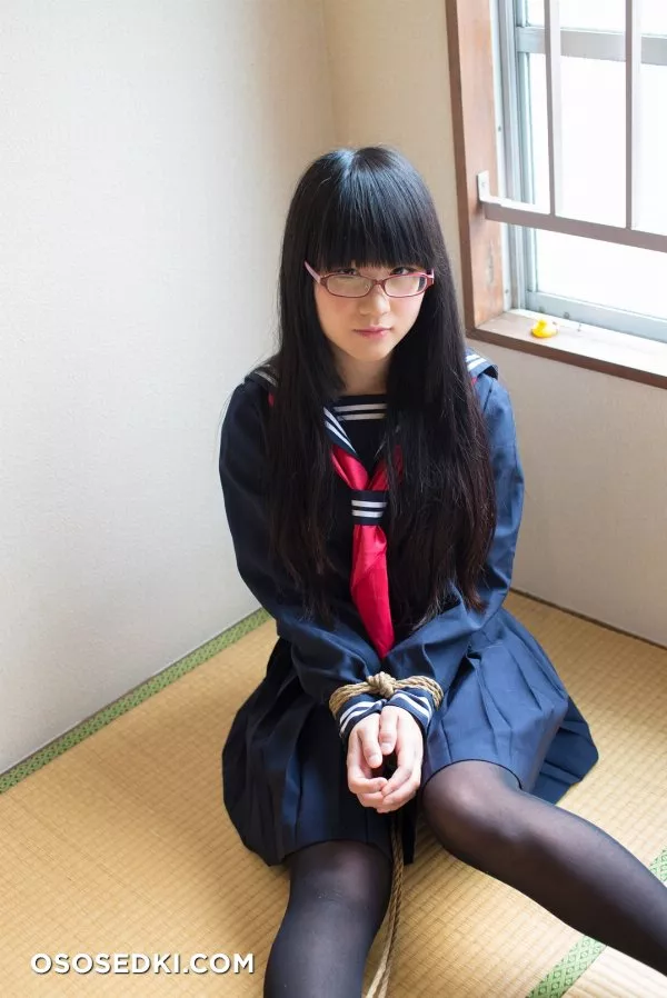 [Kitaeri] Eri Kitamura きたえりー 眼鏡っ娘を縄とかプチプチとかサランラップ で拘束してみた - 2