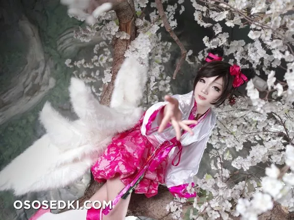 Dynasty Ahri (League of Legends) - 4
