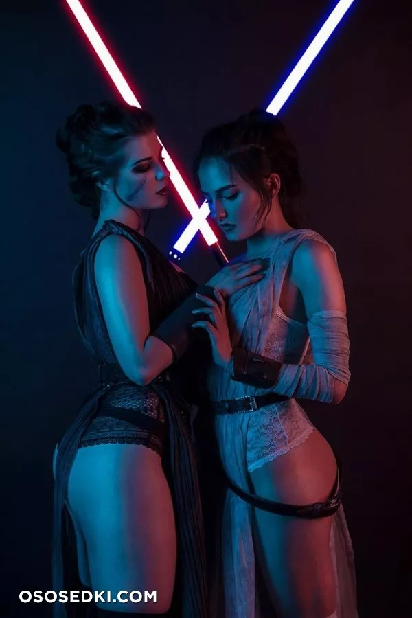 [Alice Nevermind] Dark vs Light Rey (Star Wars) - 3