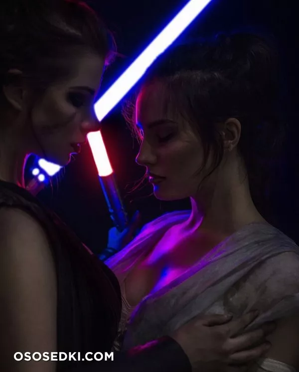 [Alice Nevermind] Dark vs Light Rey (Star Wars) - 5