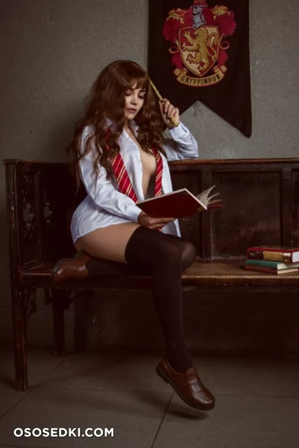 Kalinka Fox - Hermione Granger - 1