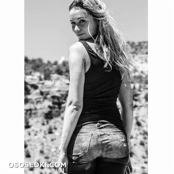 Katrina Bowden - 3