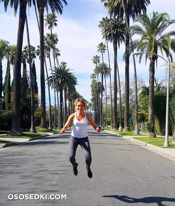 Katrina Bowden - 5