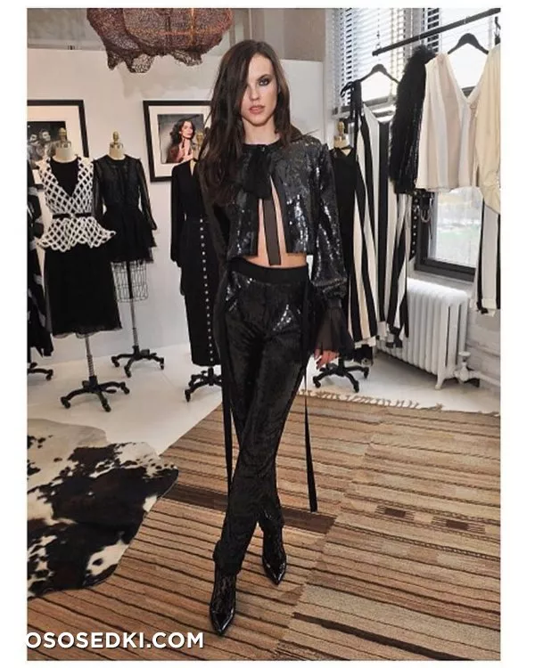 Lauren Buys - 2