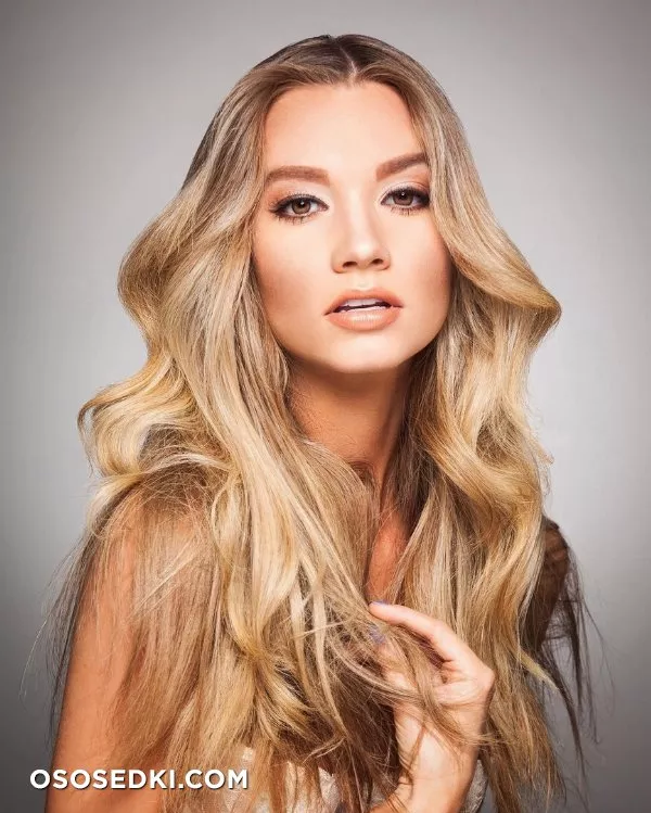 Alexa Collins - 1