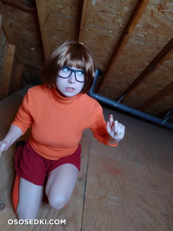 Usatame Velma - 2