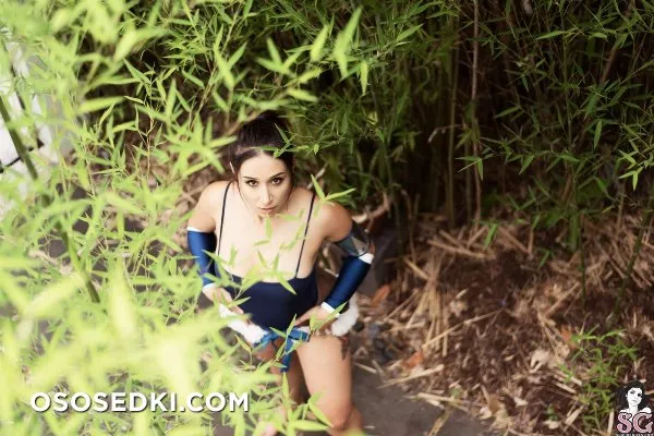 Water Bending (Maria Laurie Jupiter) - 1