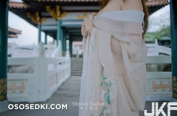 Misaki Suzuki - Sexy girl in old china architecture - 4