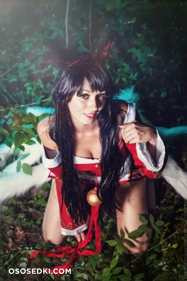 K/DA Ahri - League of Legends - 1