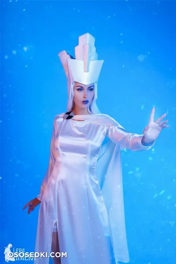 Snow Queen - 1