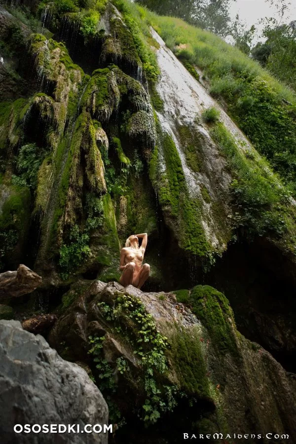 Emma - The Blissful Bath - 1