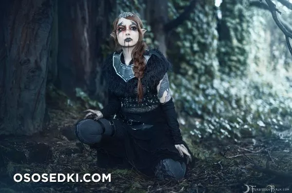 Genevieve - Obsidian - 2