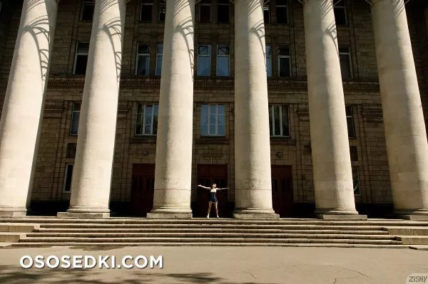 Yana West Nice Columns 1 - 3