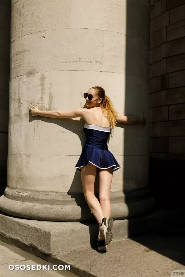 Yana West Nice Columns 1 - 5