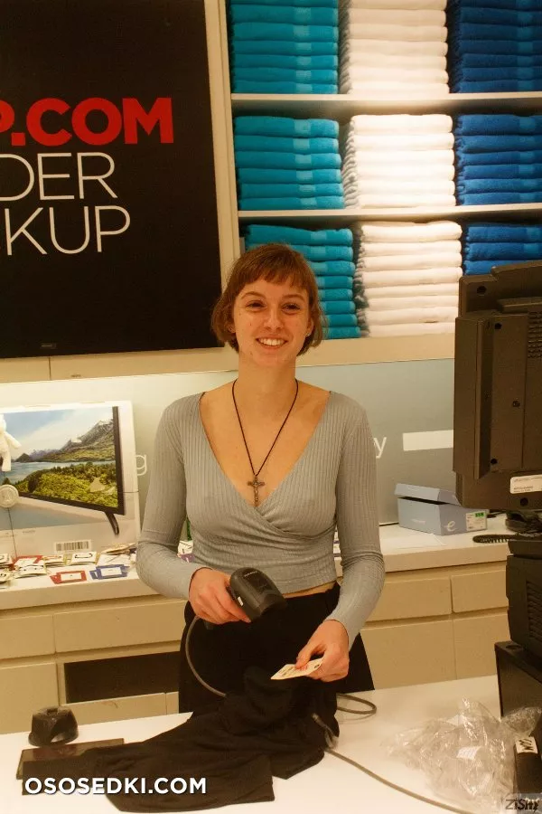 Meadow Brink The New Cashier - 2
