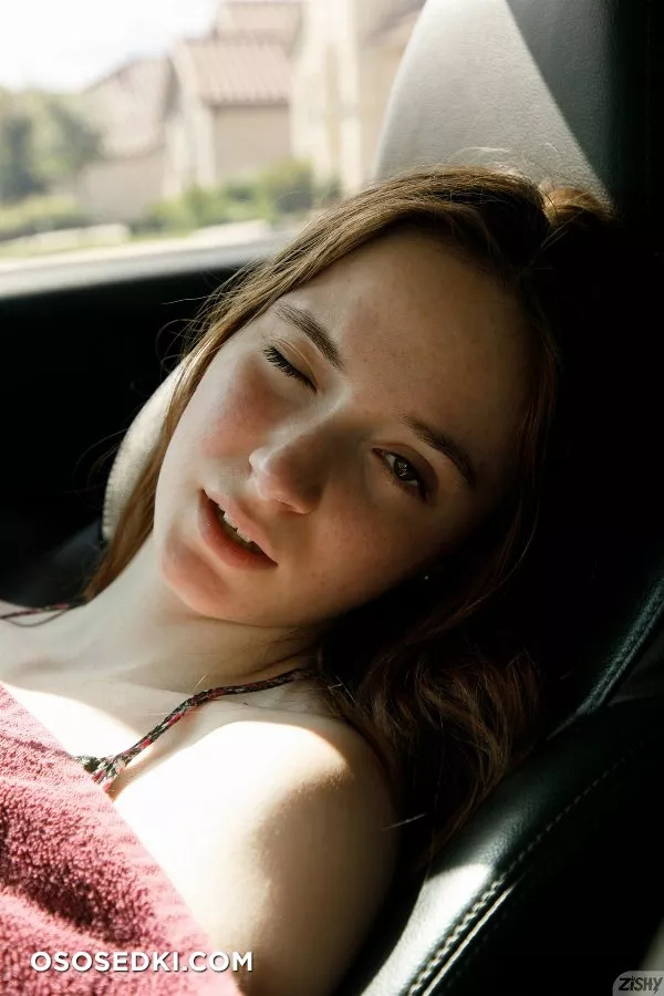 Hazel Moore In The Burbs I - 5