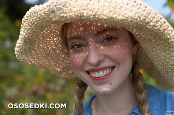 Caring Erin Wife Is Beautiful - 5