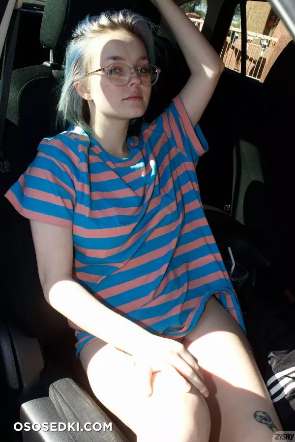 Vonnie Bean No Pants Pizza - 1