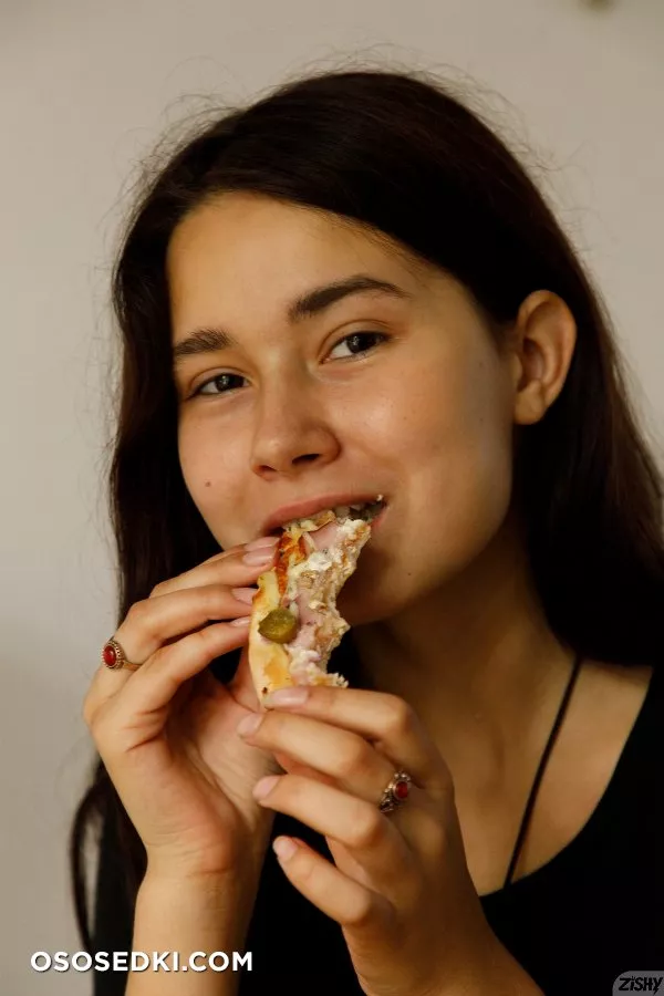 Miki Pedangen Beauty Is Divine - 4
