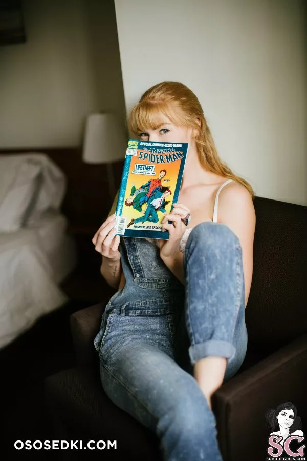 AMBERLYNNROSE - WAITING FOR SPIDERMAN - 3