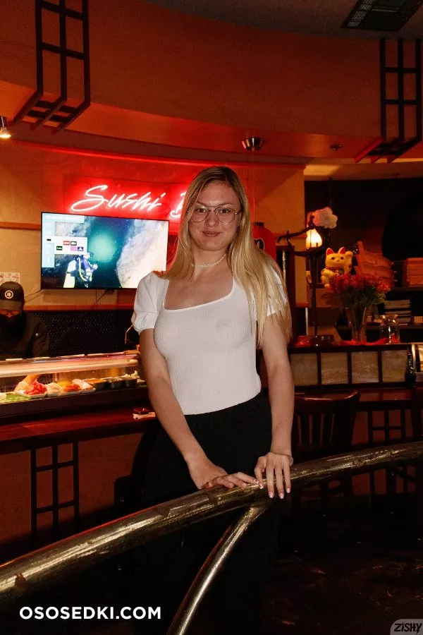 Amber Moore Sushi Nights - 3