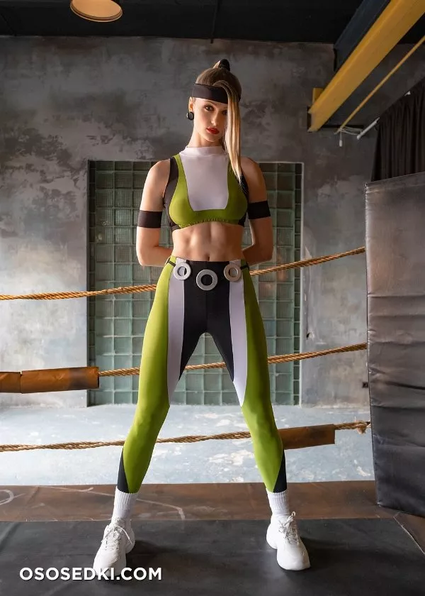 Tniwe. Sonya Blade. Mortal Kombat - 1