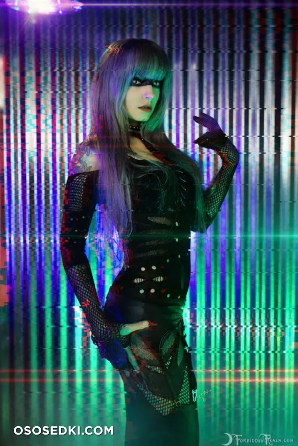Genevieve - Replicant - 4