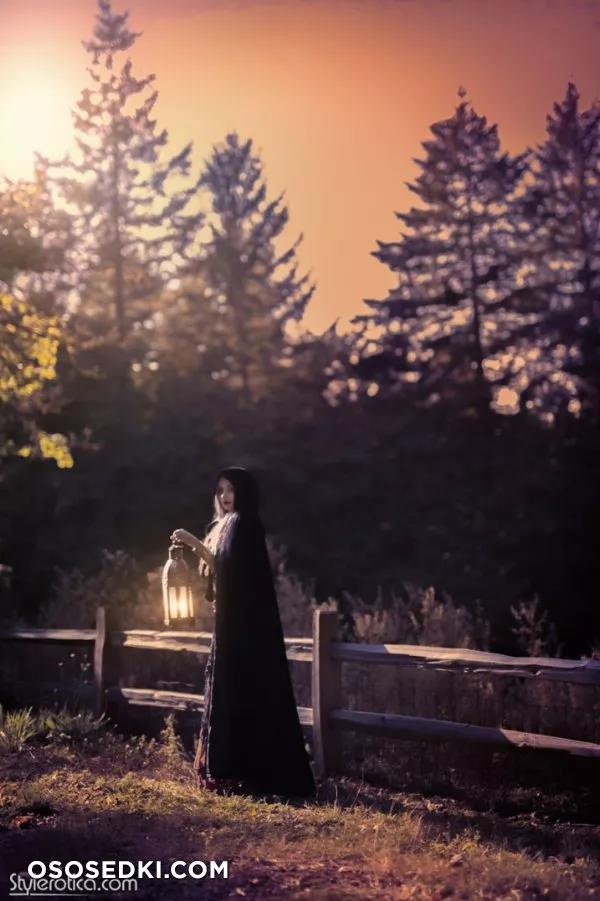 Genevieve - The Witching Hour - 2