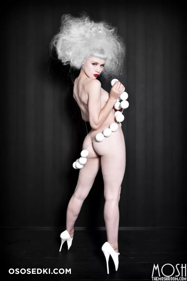 Miss Mosh  - Empearl - 2