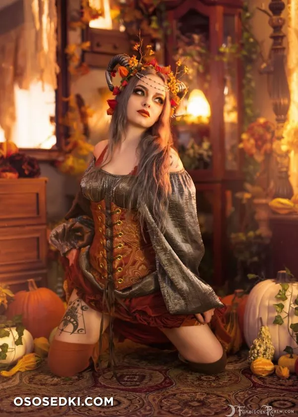Genevieve - Maenad (ForbiddenRealm) - 5