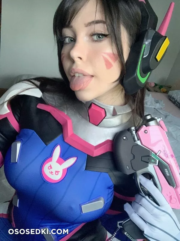Marina Mui - D'Va - 1