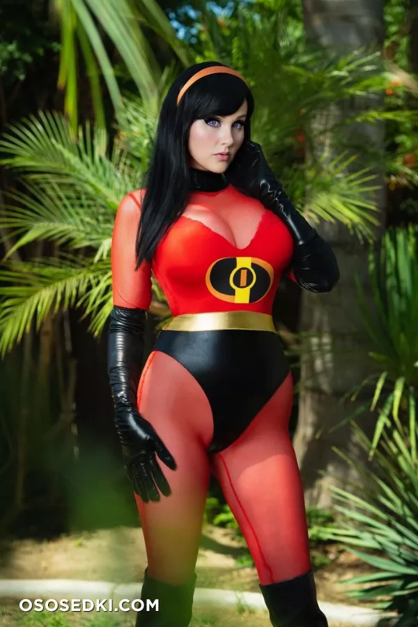 Angie Griffin | The Incredibles | Violet Parr - 5