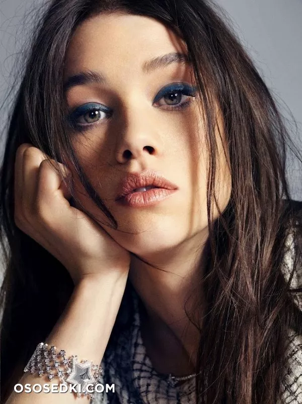Astrid Berges-Frisbey - 3
