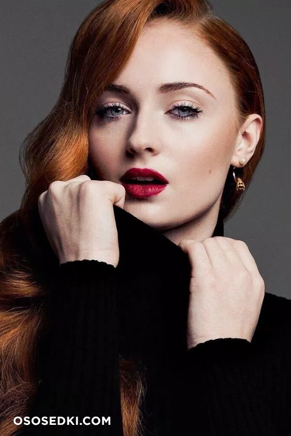 Sophie Turner - 5