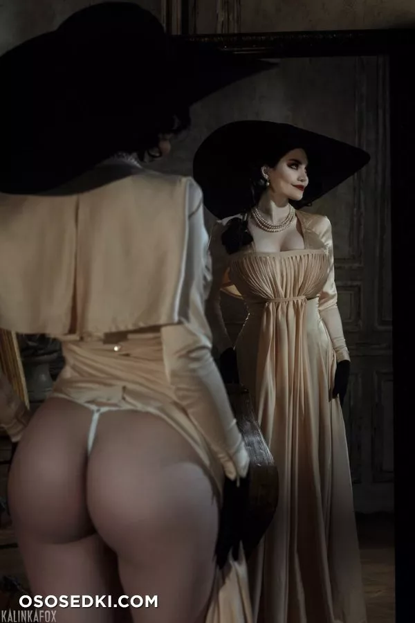 Kalinka Fox - Alcina Dimitrescu - 4