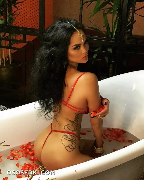 Nita Kuzmina - 1
