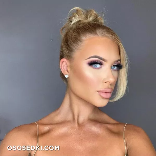 Elle Brown Wood - 1