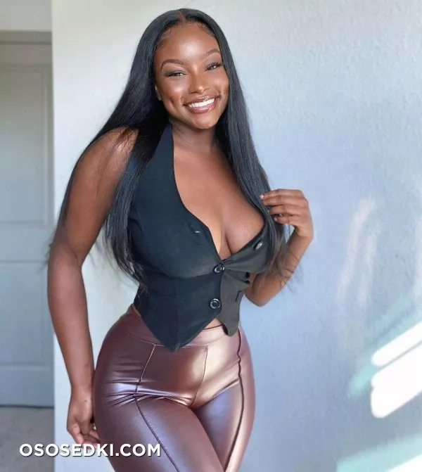 Savannah Perkins - 5