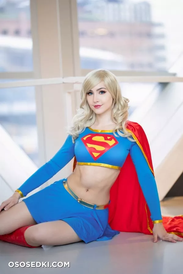 Luxlo cosplay - Supergirl - 3