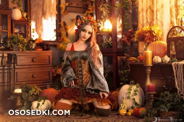 Genevieve - Maenad (ForbiddenRealm) - 3