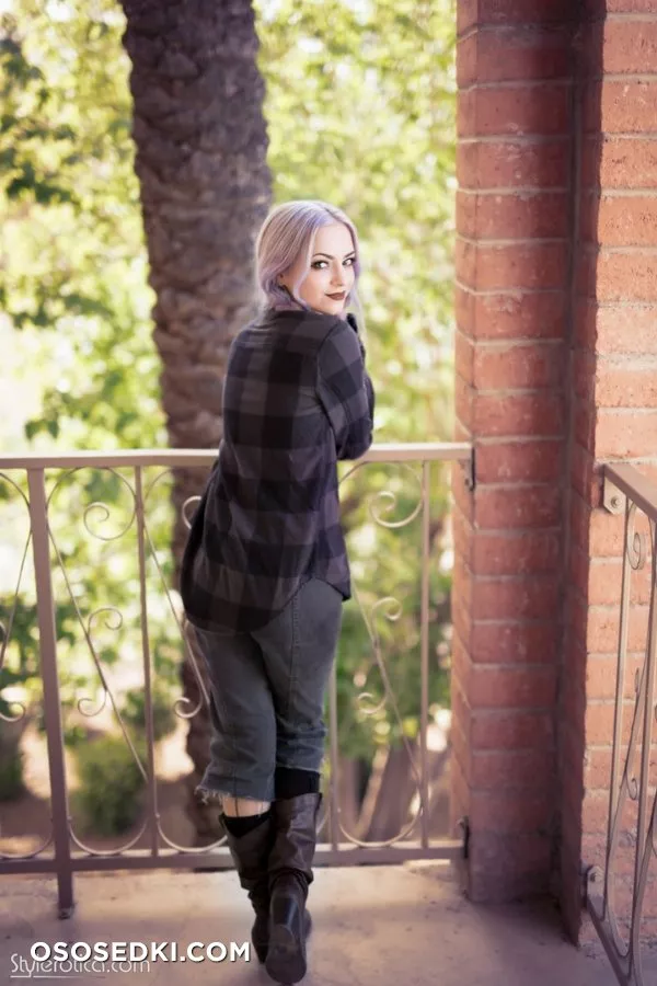 Genevieve - Hotel Arizona - 5