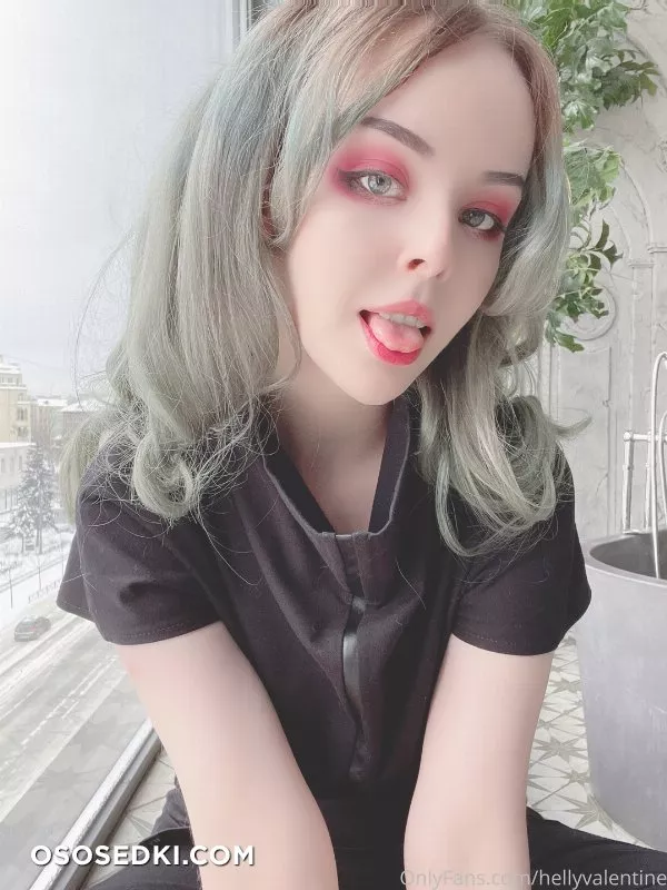 Helly Valentine - 3