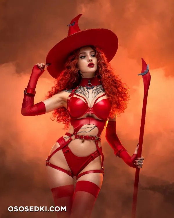 Alin Ma Nudes - xenoncos Witch Cosplay - 1
