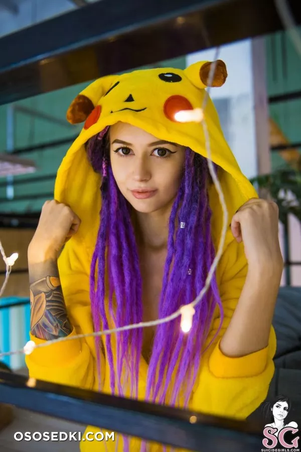 Purple Bitch aka Lure - 2
